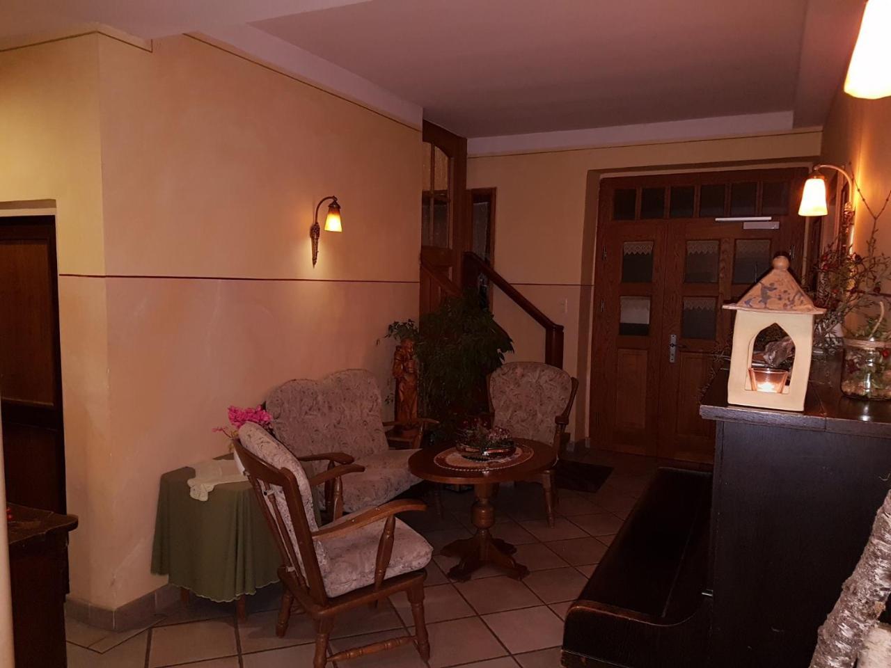 Landgasthof "Zur Linde" Irmelshausen Zewnętrze zdjęcie