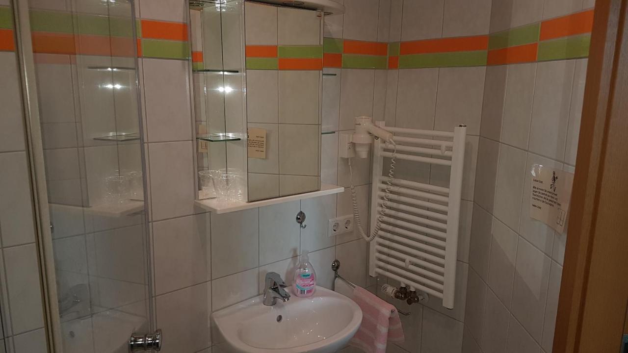 Landgasthof "Zur Linde" Irmelshausen Zewnętrze zdjęcie