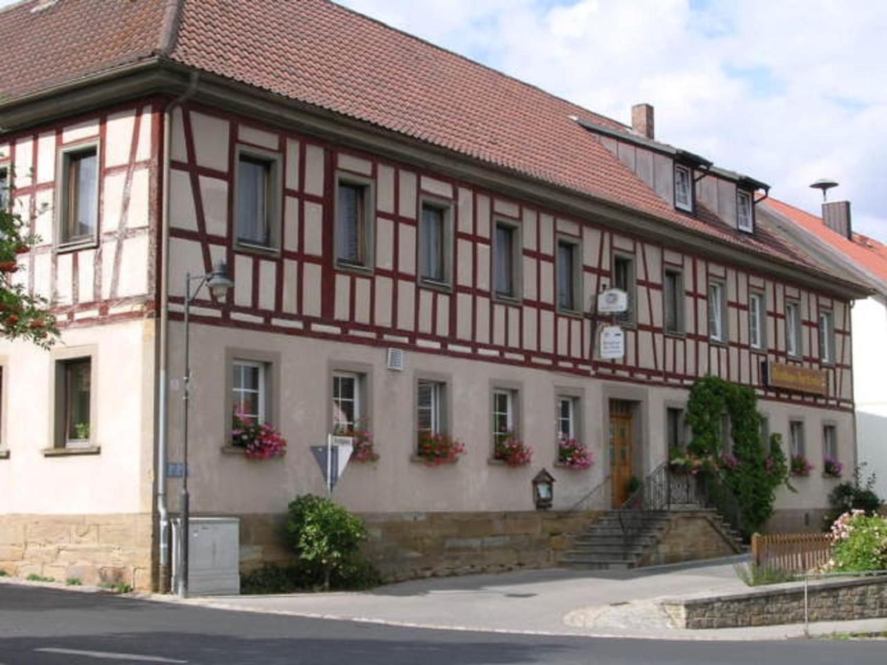 Landgasthof "Zur Linde" Irmelshausen Zewnętrze zdjęcie